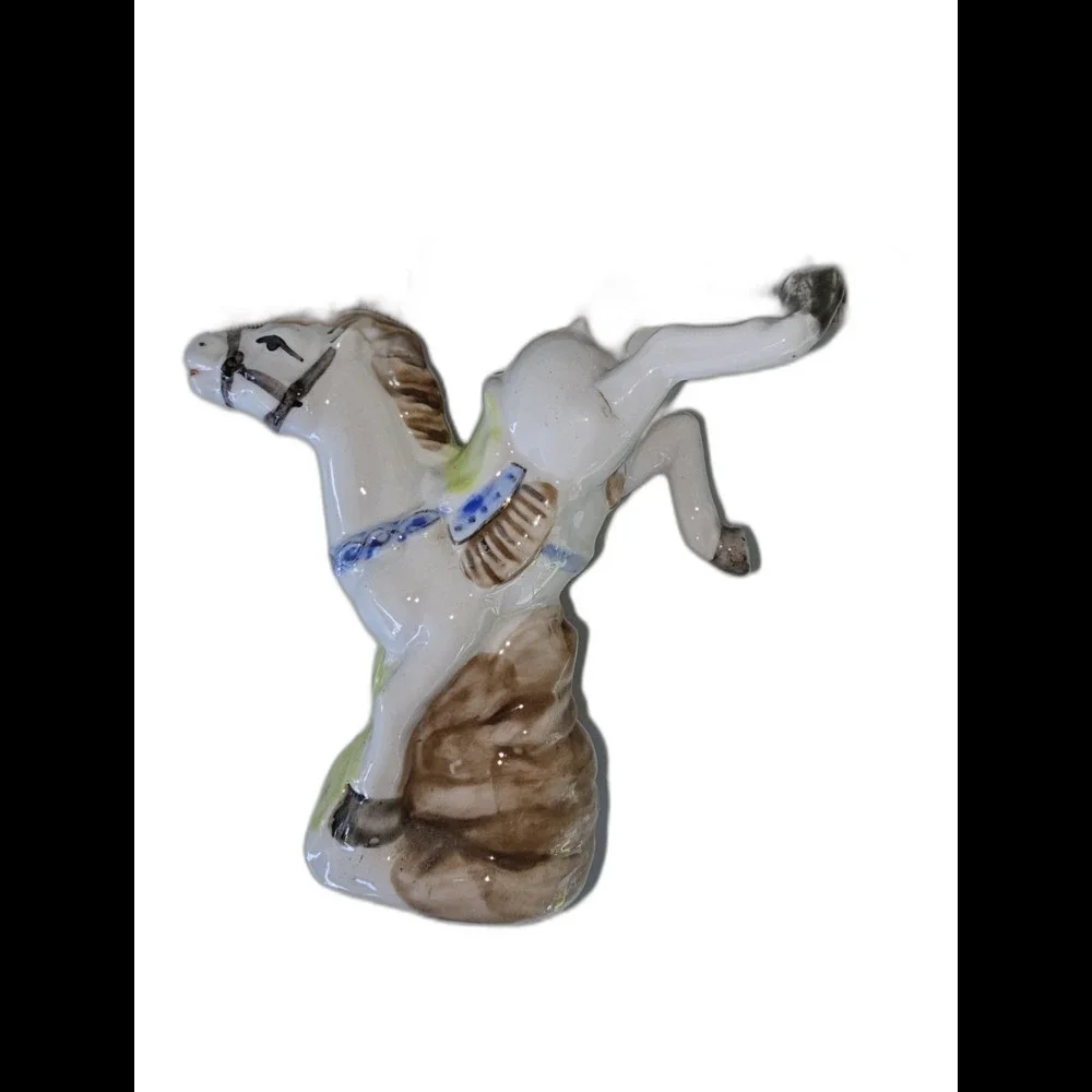 Beautiful Vintage Hand Painted Porcelain Horse Figurine 6